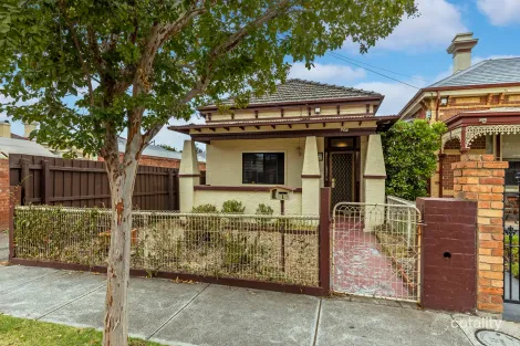 Property photo of 1 Mantell Street Moonee Ponds VIC 3039