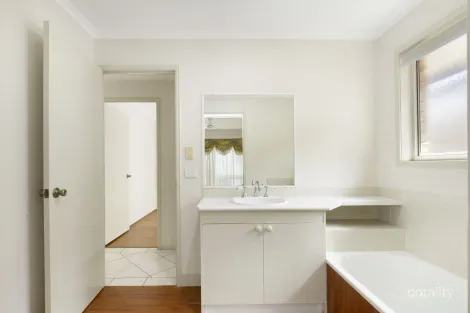 Property photo of 3 Newton Place Wacol QLD 4076