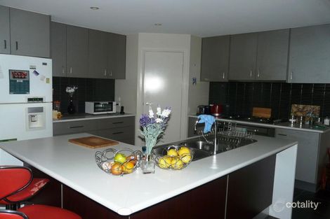 Property photo of 16 Fernlea Close Trafalgar VIC 3824