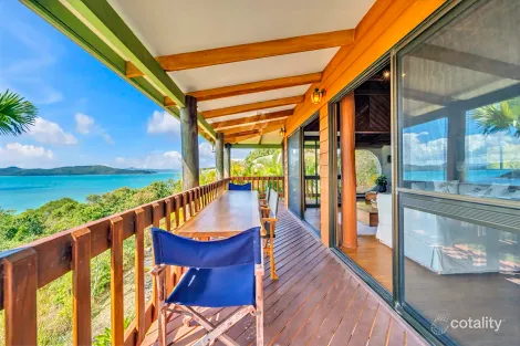 Property photo of 15 Passage Avenue Shute Harbour QLD 4802