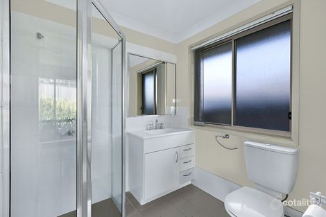 Property photo of 5 Voyager Street Wadalba NSW 2259