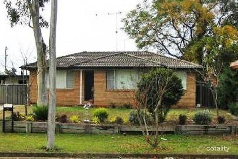 2 Atkins Cres, Hobartville, NSW 2753