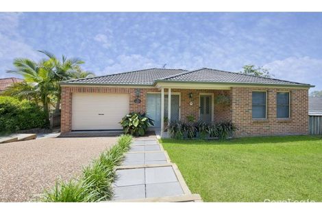 Property photo of 1/8 The Ridge Wadalba NSW 2259