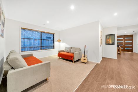 Property photo of 9 Celsius Drive Cranbourne North VIC 3977