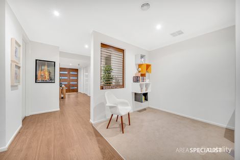 Property photo of 9 Celsius Drive Cranbourne North VIC 3977