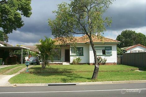 8 Sussman Ave, Bass Hill, NSW 2197