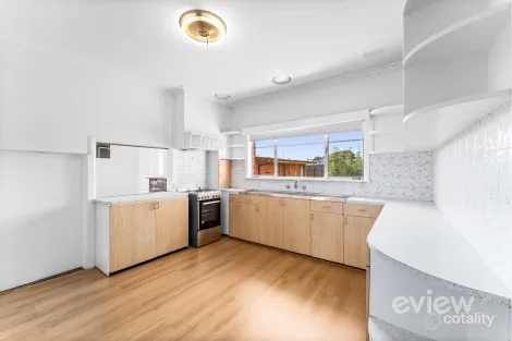 Property photo of 4 Jellicoe Street Werribee VIC 3030