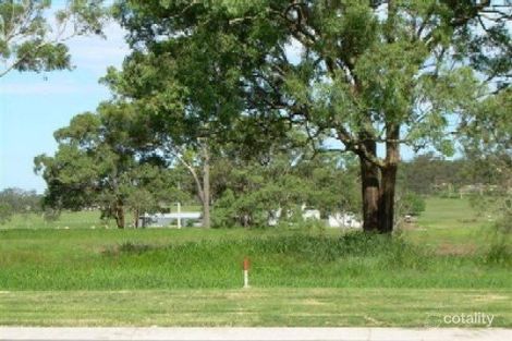 39 Waterfront Dr, Karalee, QLD 4306