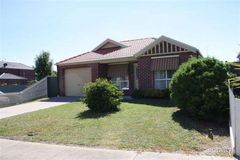 17 Domain Gdns, Sebastopol, VIC 3356