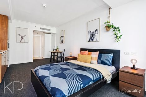 215/25 Laycock St, Surfers Paradise, QLD 4217