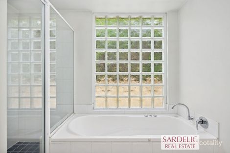 Property photo of 3 The Links Court Jandakot WA 6164