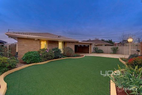 Property photo of 16 Hillcrest Drive Westmeadows VIC 3049