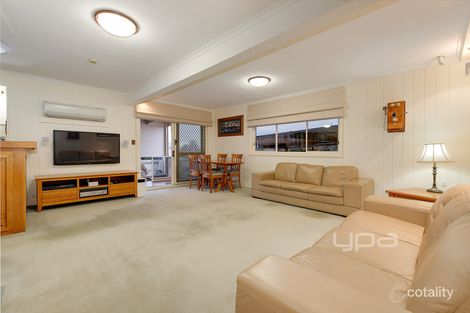 Property photo of 16 Hillcrest Drive Westmeadows VIC 3049