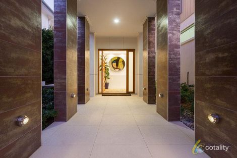 Property photo of 15 Central Avenue St Lucia QLD 4067