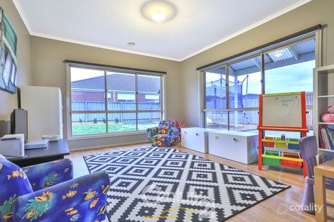 68 Banjo Paterson Dr, Pakenham, VIC 3810