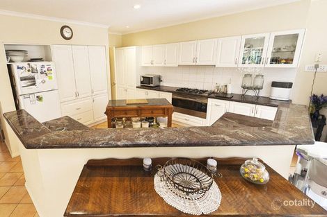 Property photo of 14 The Ridge Roxburgh Park VIC 3064