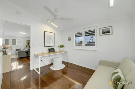 Property photo of 6 Pacific Avenue Tannum Sands QLD 4680