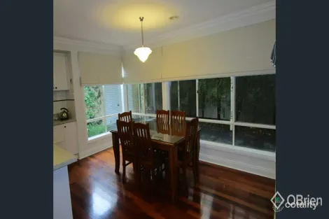 Property photo of 13 Cuthbert Drive Hillside VIC 3037