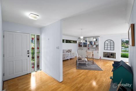 Property photo of 80 Kenmore Road Kenmore QLD 4069