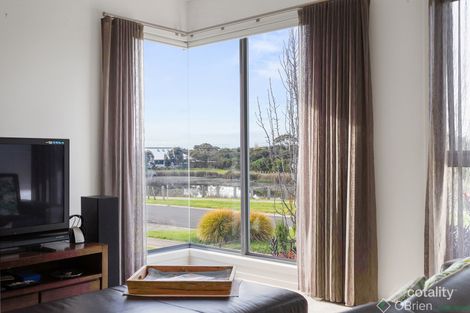 Property photo of 16 Waterford Drive Cowes VIC 3922