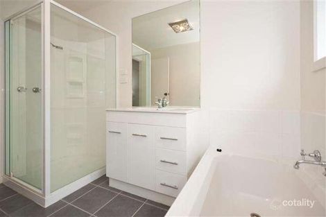 Property photo of 10 Grevillea Way Kingston TAS 7050