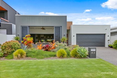 43 Marina View Dr, Pelican Waters, QLD 4551