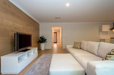 1/18 Nesbit St, Whitfield, QLD 4870