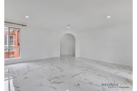 Property photo of 17 Pintail Crescent Forest Lake QLD 4078