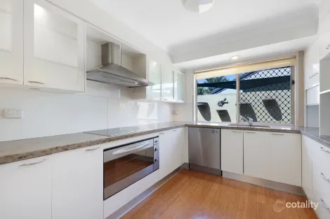 Property photo of 40 Cayman Drive Clear Island Waters QLD 4226