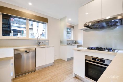 Property photo of 4/28 Orient Avenue Mitcham VIC 3132