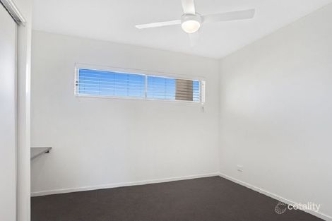 Property photo of 3/15 Shine Court Birtinya QLD 4575