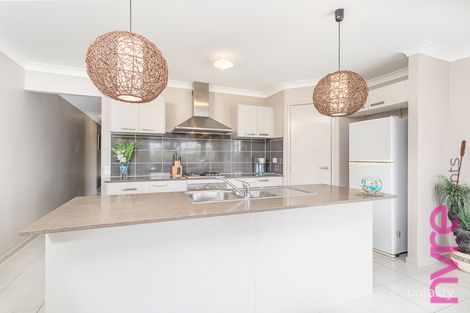 Property photo of 36 Central Green Drive Narangba QLD 4504