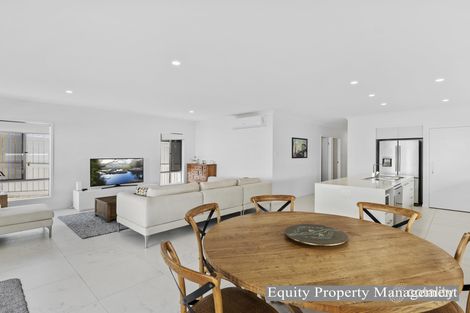 Property photo of 42 Parkview Avenue Wynnum QLD 4178