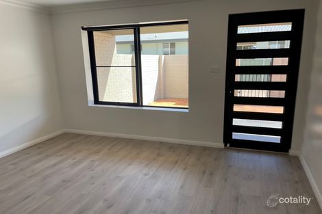 Property photo of 2/100 Kenna Street Orange NSW 2800