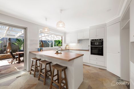 8 Erie Ave, Rowville, VIC 3178