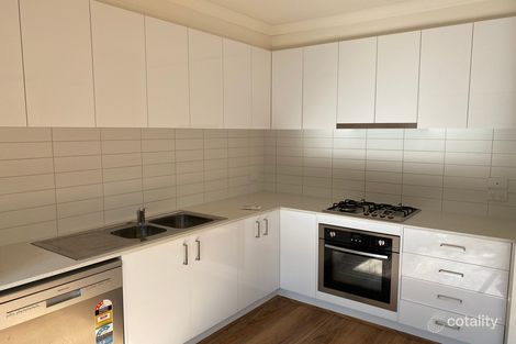 5 Toohey Cl, Melton South, VIC 3338