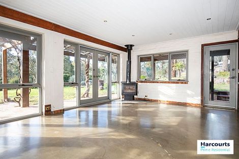 Property photo of 154 Weeroona Drive Wamboin NSW 2620