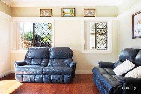 Property photo of 34 Heaton Street Rocklea QLD 4106