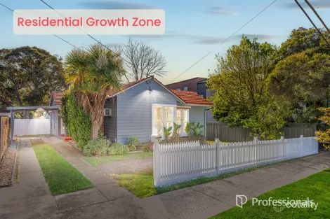 Property photo of 17 Churchill Street Ringwood VIC 3134