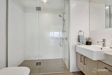 Property photo of 2/12 Palm Square Morningside QLD 4170