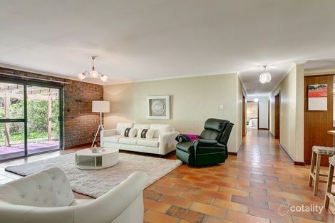 Property photo of 13 Woodbury Road Crafers SA 5152