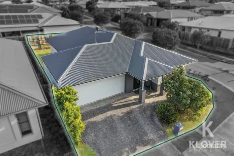 27 Mount Mee St, Park Ridge, QLD 4125