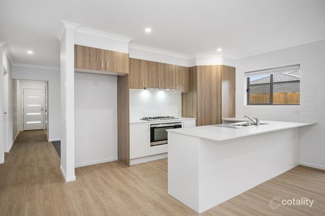 Property photo of 23 Garrard Crescent Clyde VIC 3978