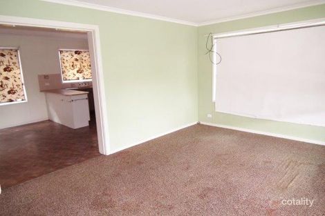 Property photo of 28 East Street Yoogali NSW 2680