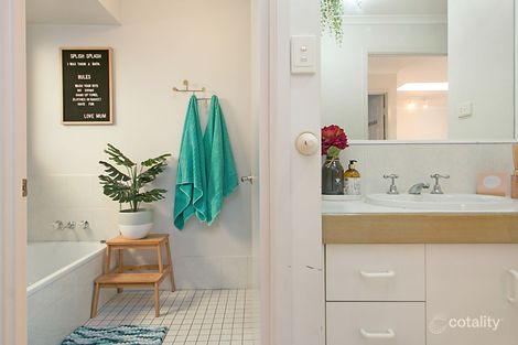 Property photo of 24 Bergamont Street Elanora QLD 4221