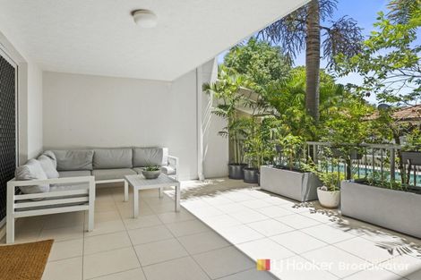 2/99-103 Muir St, Labrador, QLD 4215