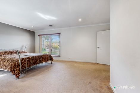 Property photo of 44 Emerald Rise Skye VIC 3977