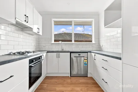 Property photo of 11 Ritchie Road Churchill VIC 3842