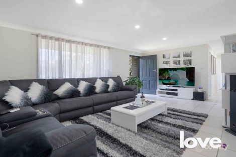 Property photo of 6 Forshaw Close Thornton NSW 2322