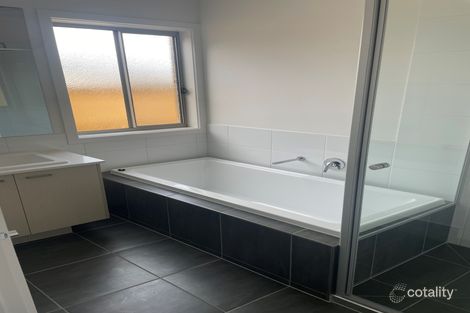 Property photo of 64 Countess Drive St Leonards VIC 3223